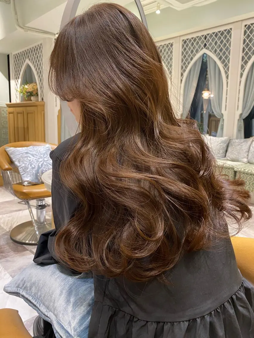 セミロング カラー ベージュカラー 黒髪 ブリーチ ブルーカラー ブルーブラック カット ヘアカラー トリートメント 木屋元一/透明感 /前髪/レイヤーのヘアスタイル