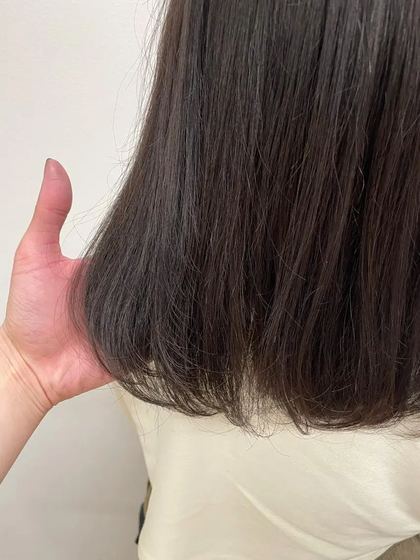 セミロング 岡本 拡夢のヘアスタイル