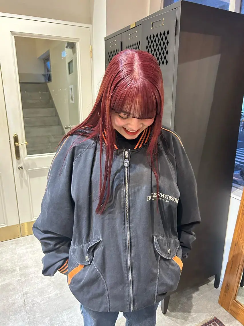ロング カラー 薄暮 マツイ　レンのヘアスタイル