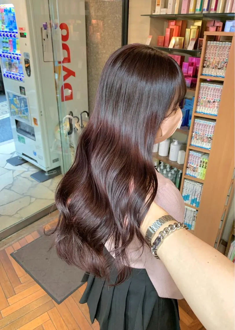 セミロング カラー ベージュカラー ラベンダーカラー ラベンダーベージュ ヘアカラー トリートメント 矢野 晃平のヘアスタイル
