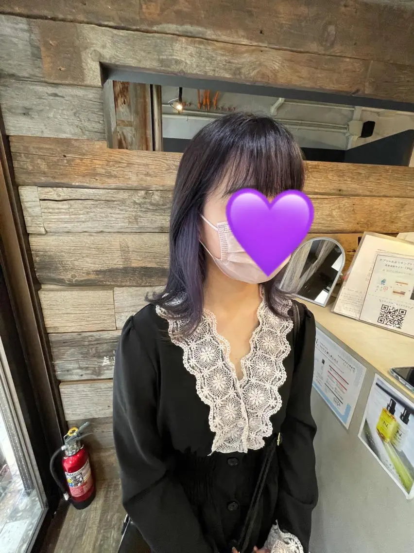 ミディアム パープルカラー andKおもろまち店 艶ダブルカラー✨のヘアスタイル