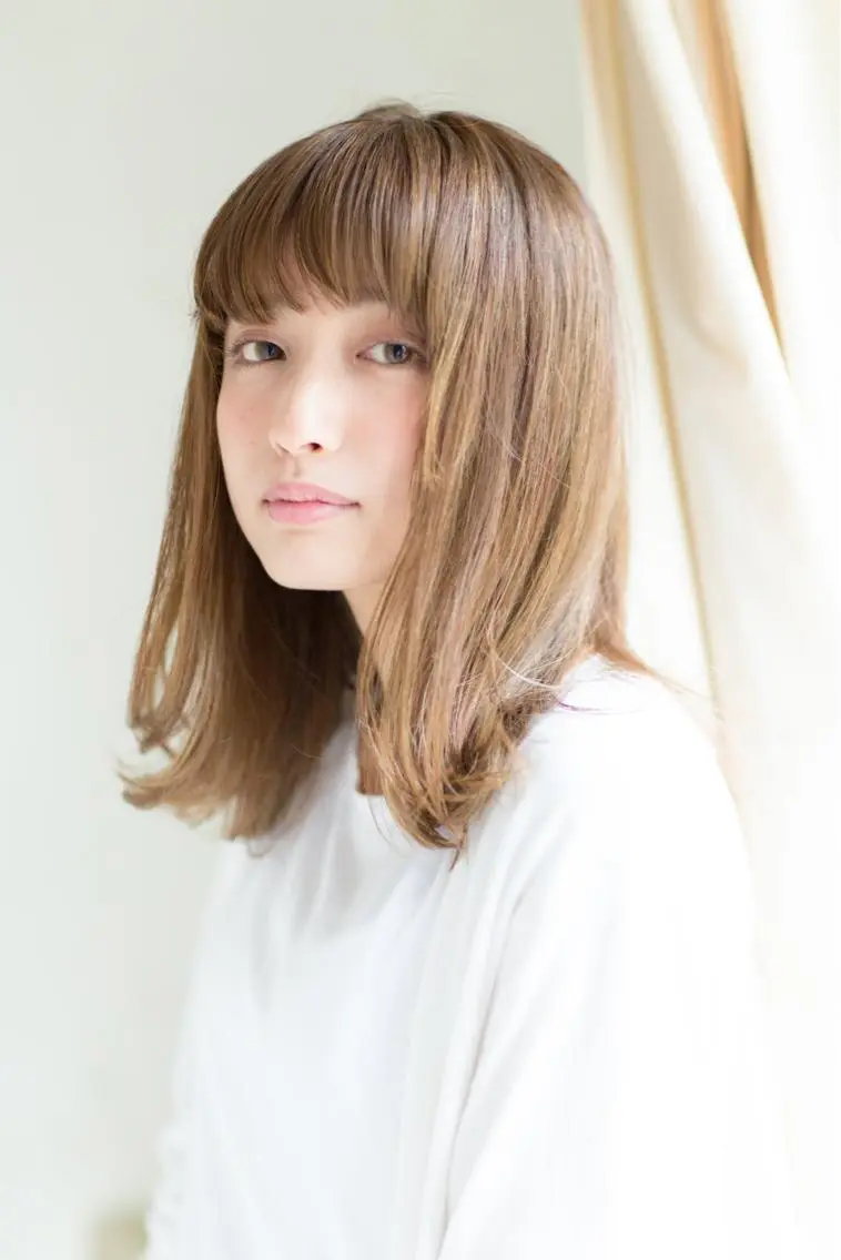 ミディアム ミディアムパーマ ボブ くびれヘア エクステ ハイライト エリアNo.1人気✨ ブリッツレボ☘️のヘアスタイル
