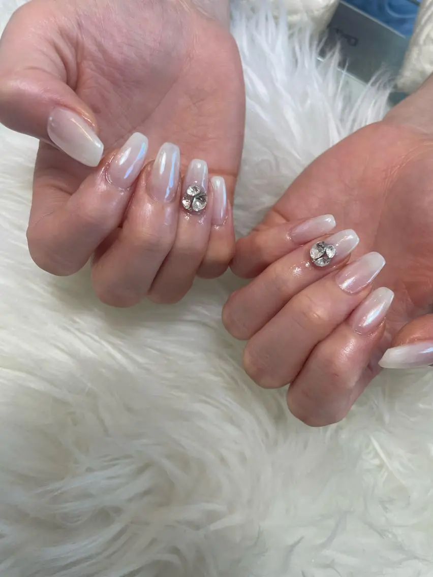 ミディアム ネイル BELLUNA Mizuki❤︎のネイルデザイン