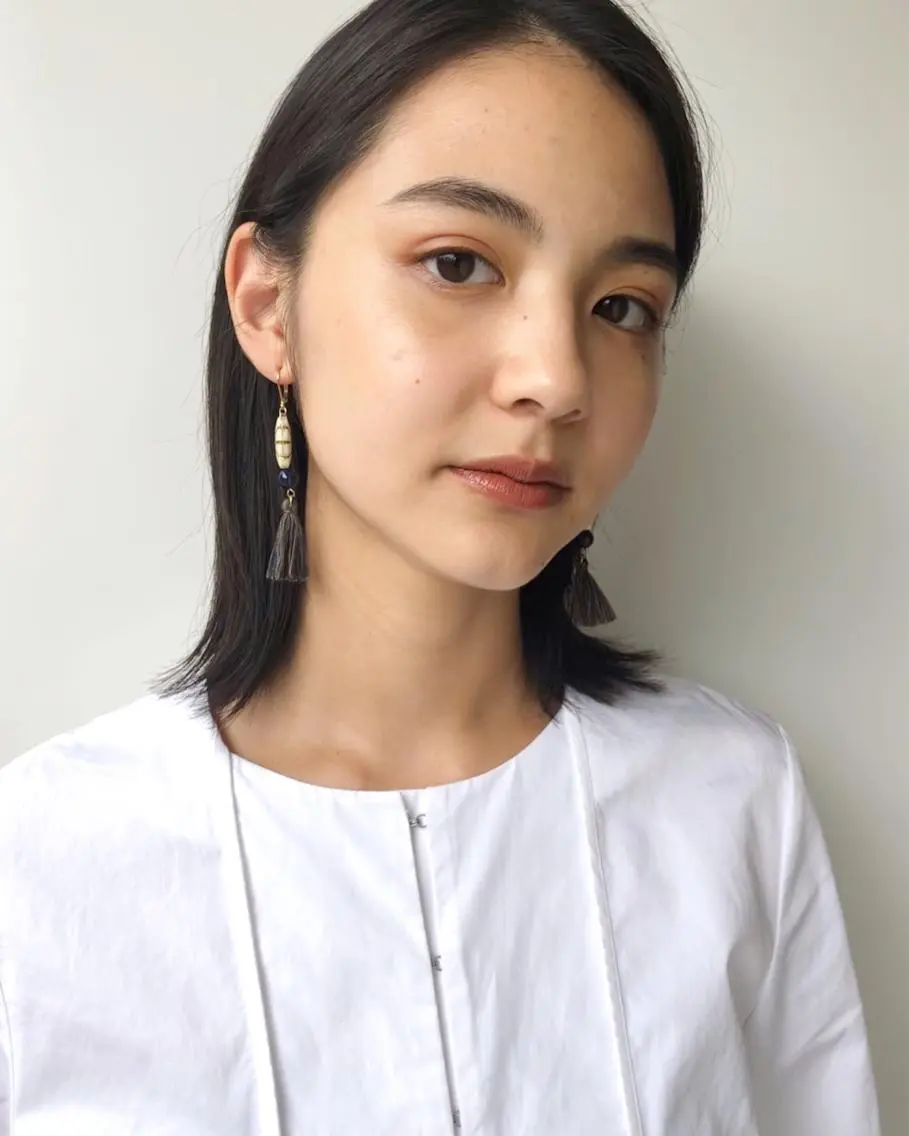 ミディアム カット 縮毛矯正 トリートメント 村上雅人 ナチュラルモードのヘアスタイル