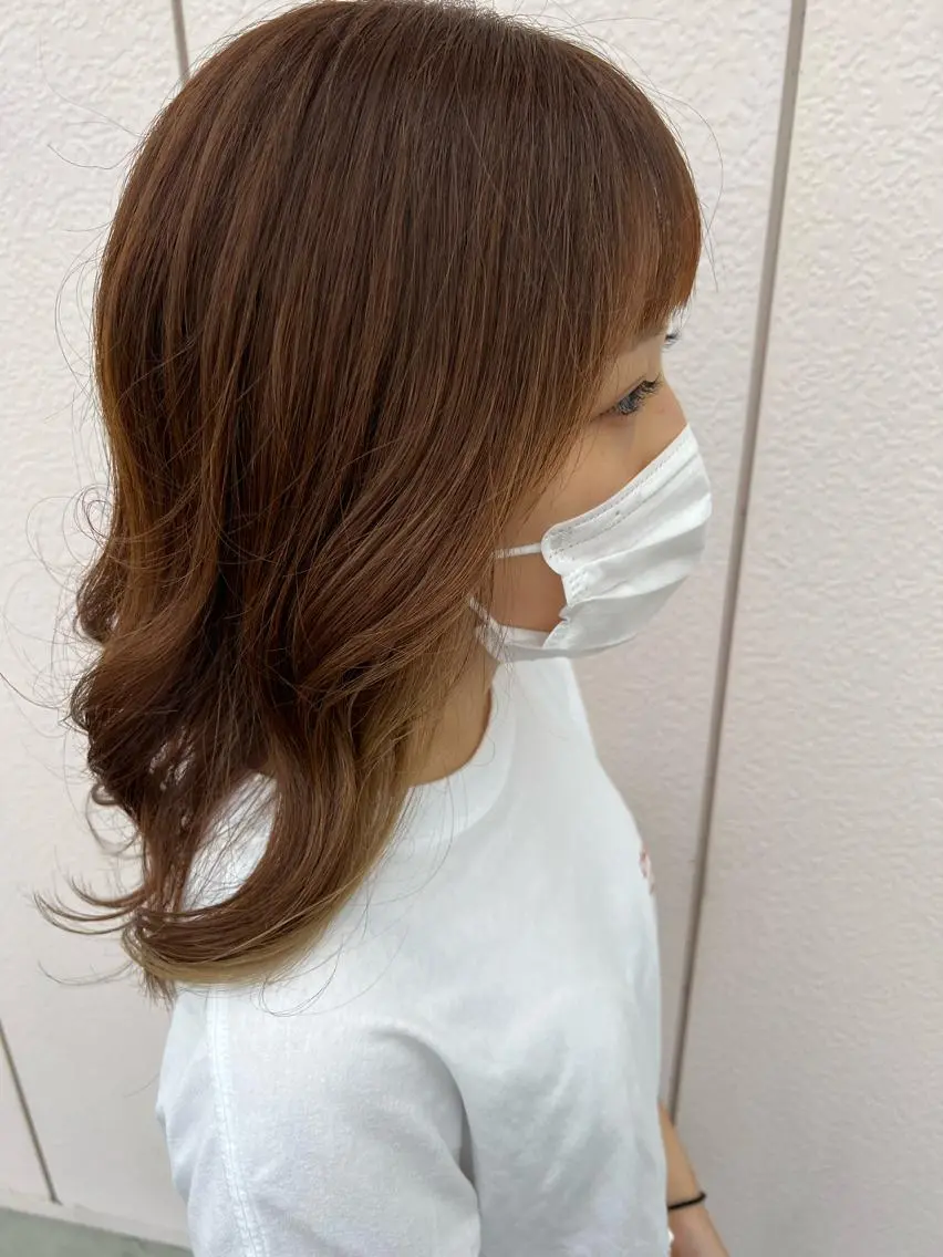 ミディアム カラー ベージュカラー 渡辺 リオのヘアスタイル