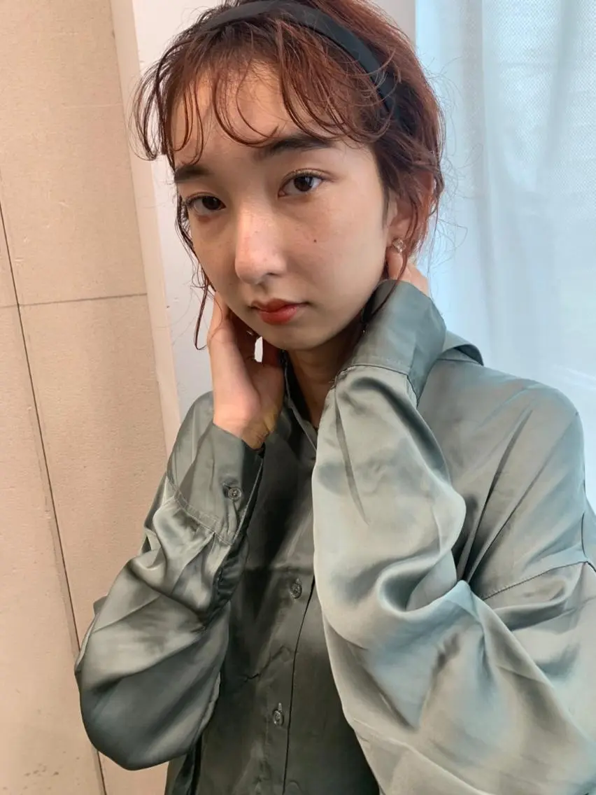 ミディアム パーマ カラー ミディアムパーマ ダブルカラー グラデーションカラー ハイライトカラー イルミナカラー CEINE PATHのヘアスタイル