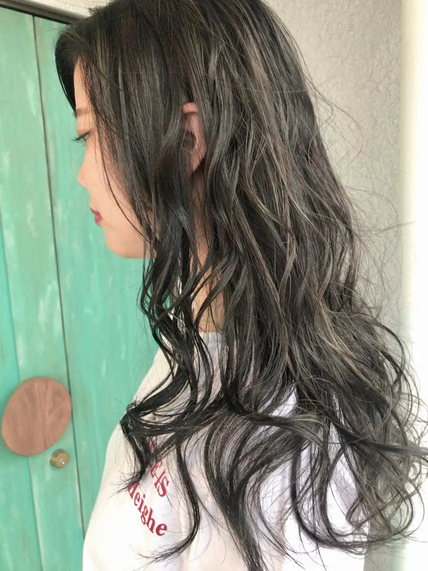 セミロング カラー ヘアカラー レイヤーカット匠 イソザキノリユキのヘアスタイル