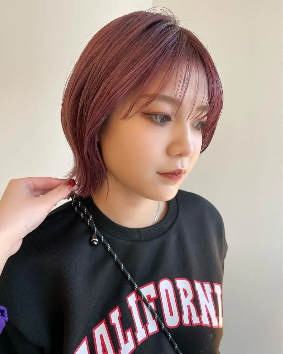 ミディアム カラー ブリーチ カシス ピンクカラー mir MIYUのヘアスタイル