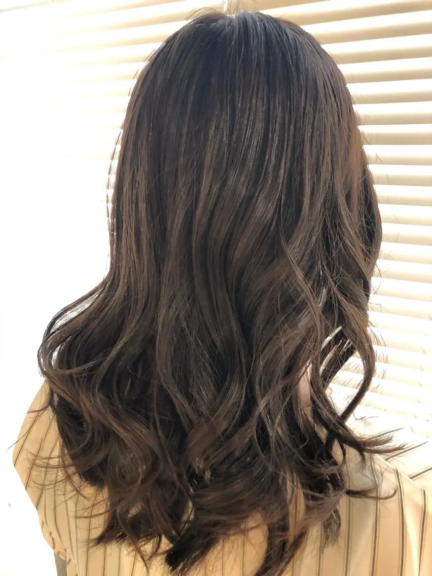 ロング カラー ヘアアレンジ イルミナカラー カット ヘアカラー トリートメント ヘッドスパ レイヤー×ヘッドスパ *保田遥*のヘアスタイル