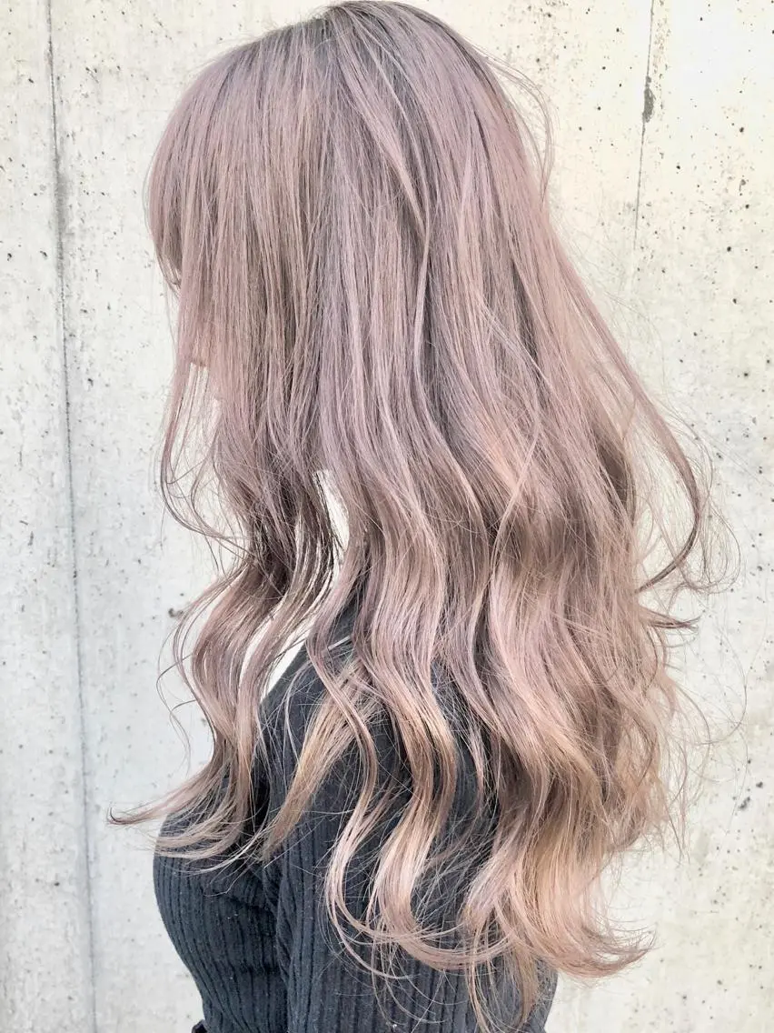 ロング カラー アッシュ アッシュブラウン バレイヤージュ ベージュカラー 黒髪 カット ヘアカラー トリートメント 顔まわりレイヤー× 韓国ヘアオタベシンヤのヘアスタイル