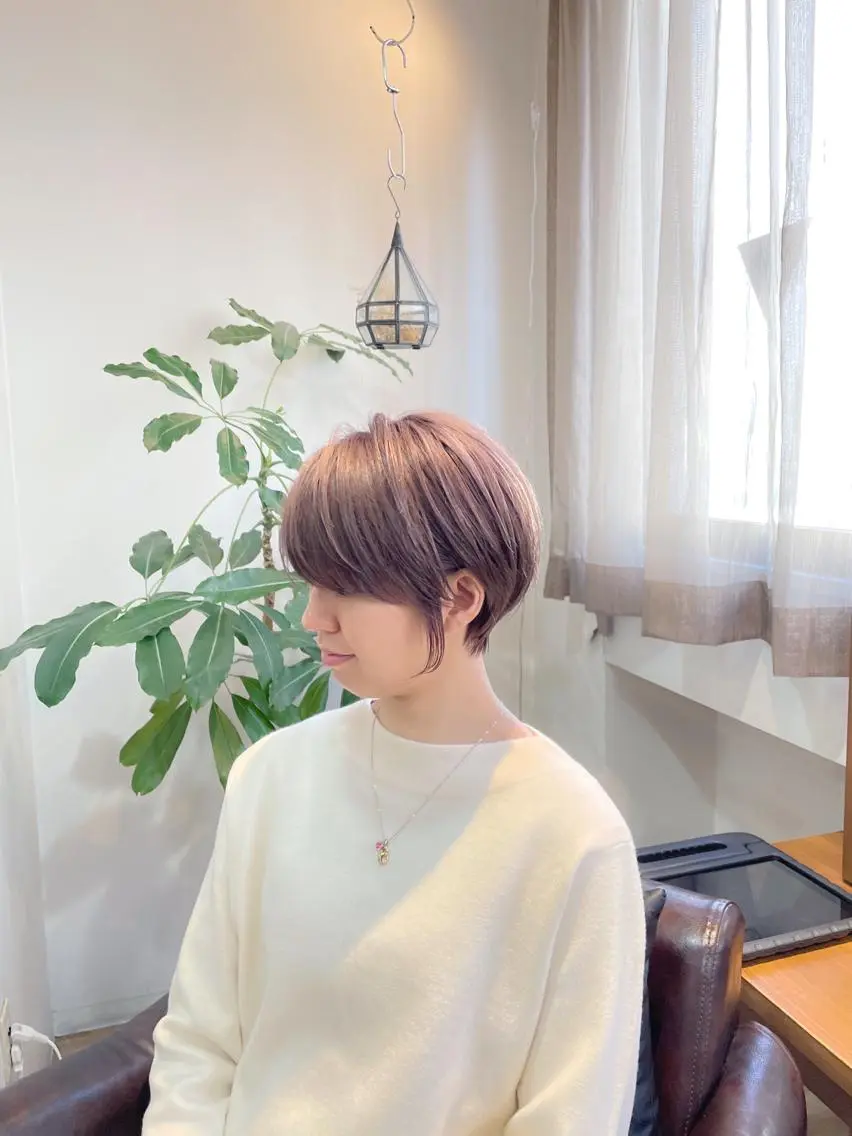 ショート ショートボブ ハンサムショート 丸みショート ボブ くびれヘア 💎桑原勇志/ ショート/ハイトーンのヘアスタイル