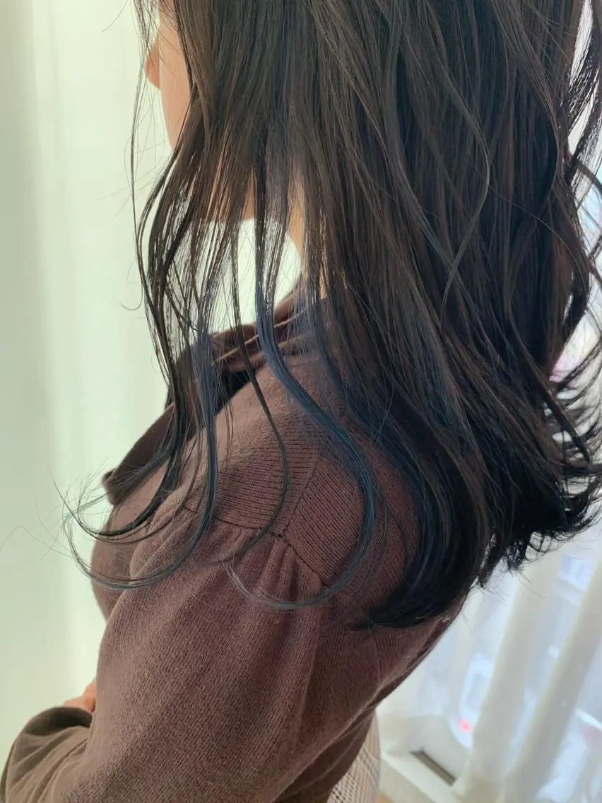セミロング カラー インナーカラー ヘアカラー ✨カラー支持No.1 🧸ワキ カナコ🧸のヘアスタイル