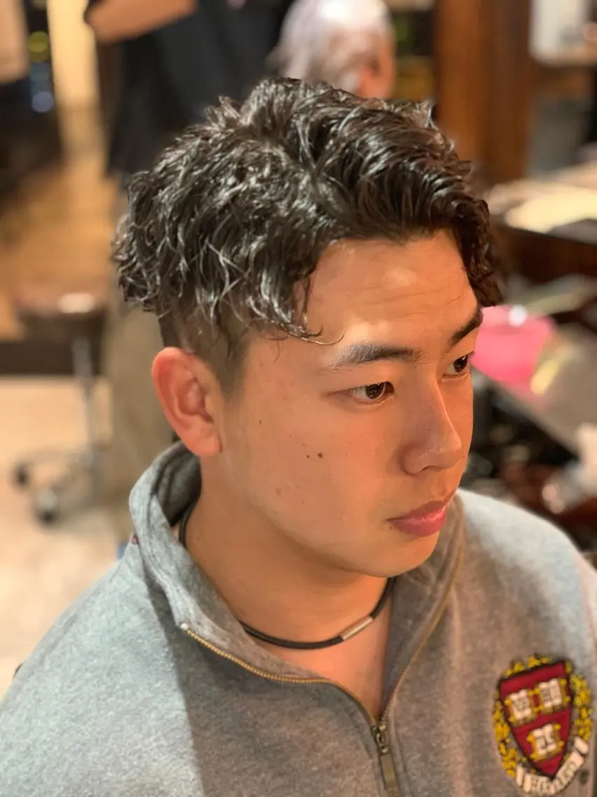 ショート パーマ メンズ カット パーマ トリートメント 🎱メンズフェード 特化HYOGA🎱のヘアスタイル
