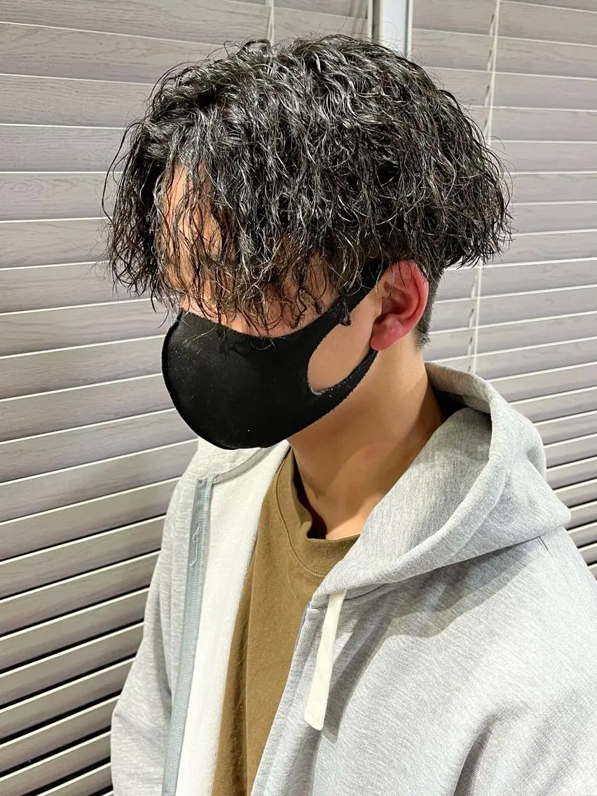 ミディアム カラー パーマ ヘアアレンジ メンズ ヘアカラー トリートメント 💎髪質改善特化💎 RUITOのヘアスタイル