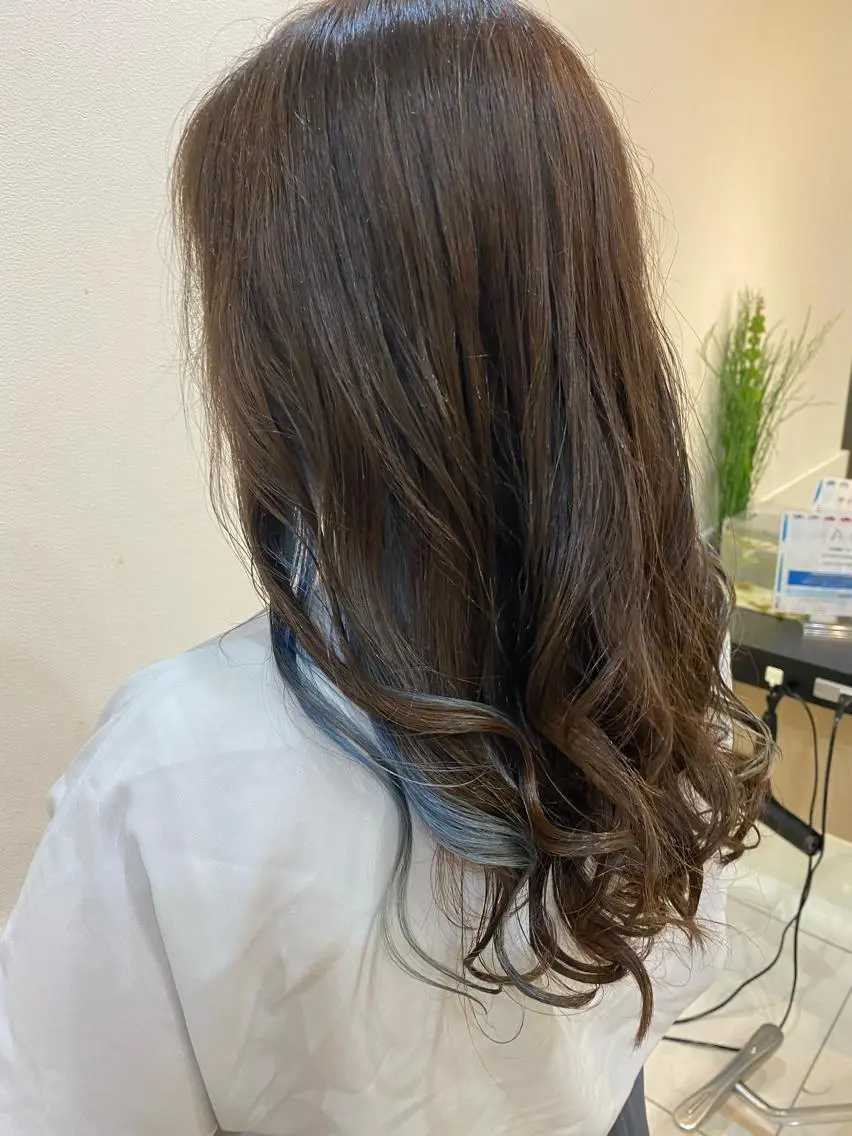 ロング カラー ゆめ ベージュカラーのヘアスタイル