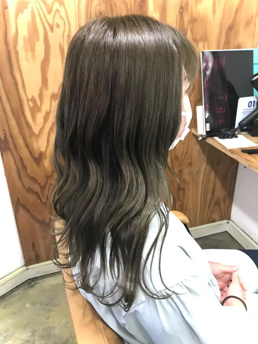 セミロング カラー ヘアカラー トリートメント 💎髪質改善💎 デザイナーshinのヘアスタイル