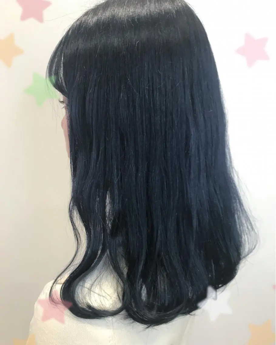 カラー 黒髪 ネイビーカラー 新宿駅近♡個室 ♡関口三都季🌜のヘアスタイル
