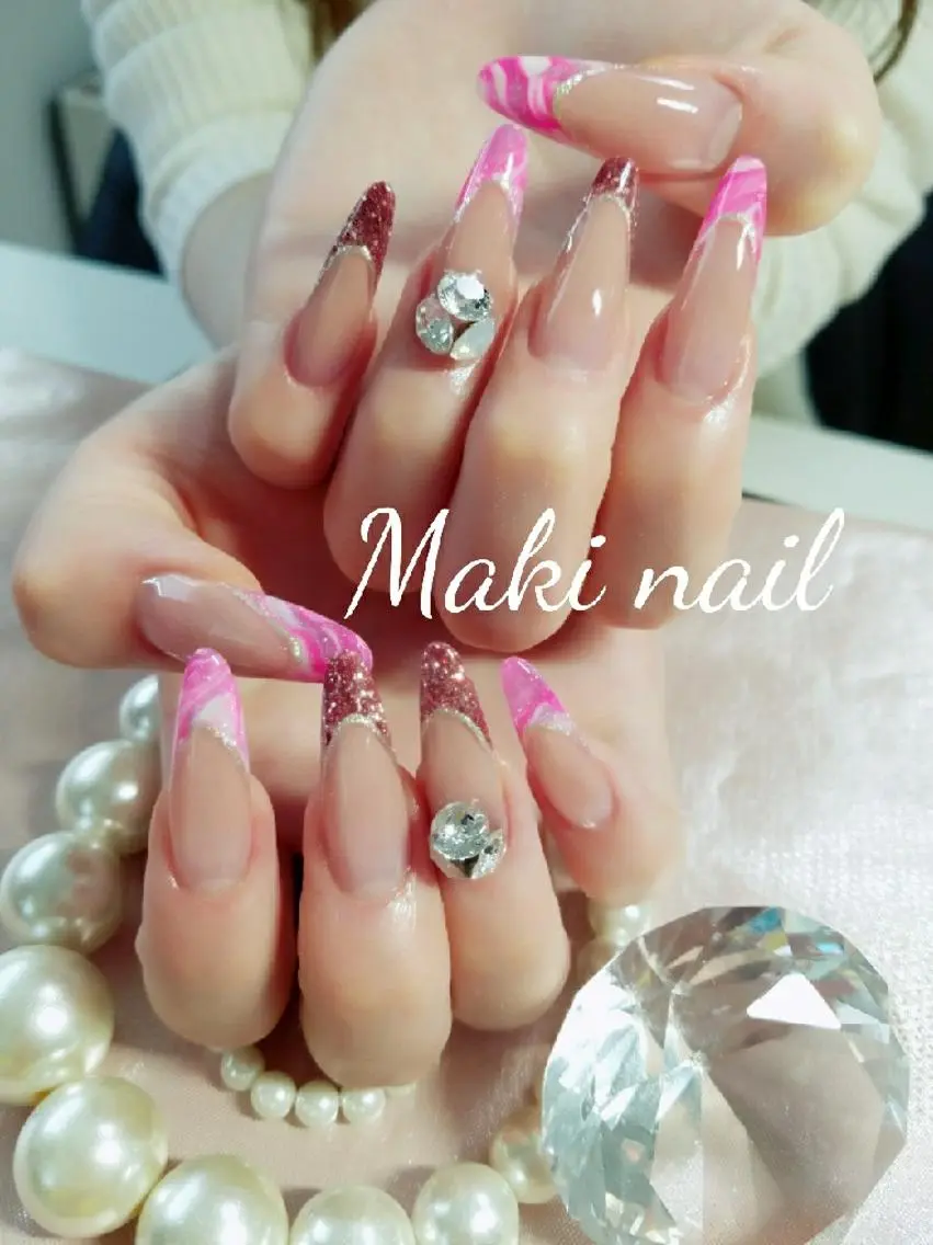 ネイル ロング フレンチネイル スカルプネイル ･:*+.✳︎˚✧₊ MAKI NAILのネイルデザイン