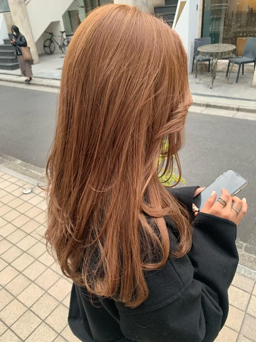 ロング カラー ブリーチ レイヤー×グレージュ /ピンク🩷mioのヘアスタイル
