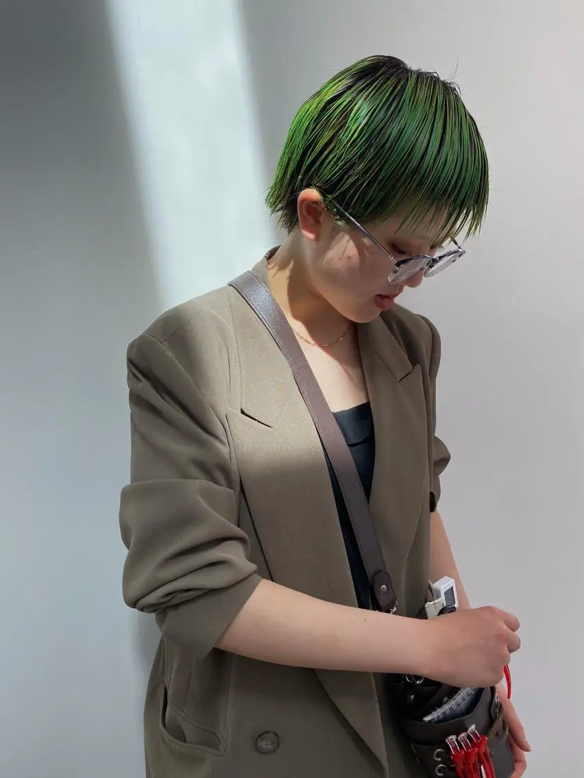 ショート カラー Ryo リョウのヘアスタイル