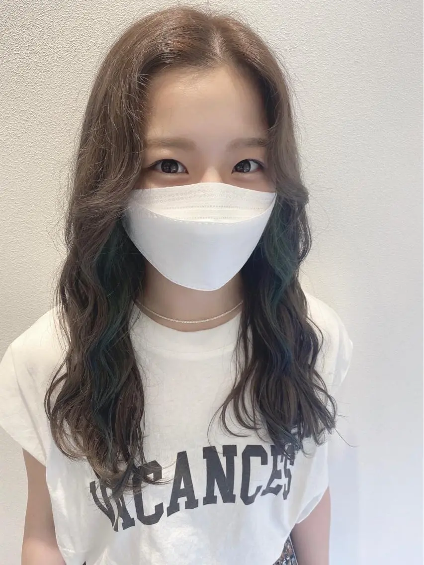 ロング カラー 💘韓国カラー💘 クルミのヘアスタイル