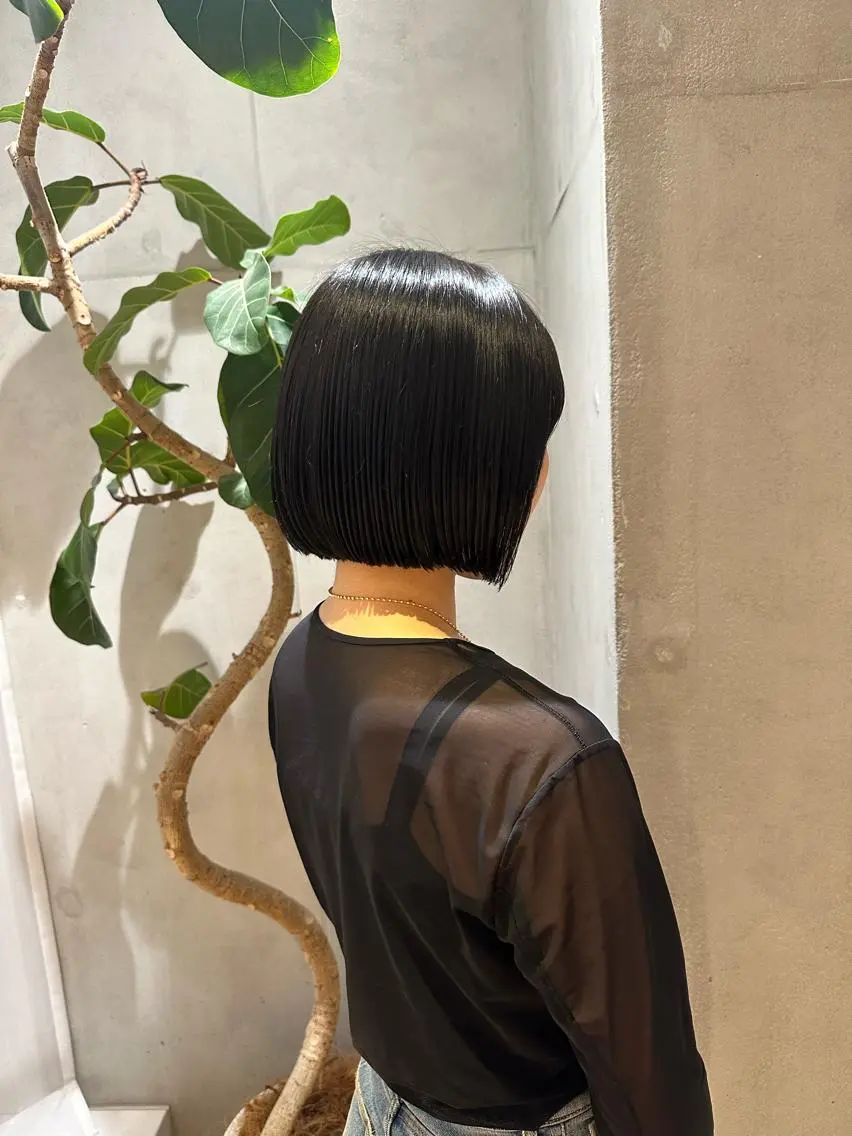 ショート カラー 透明感カラー オリーブカラー 🐣Say.ree ひらいで ななみ🐣のヘアスタイル
