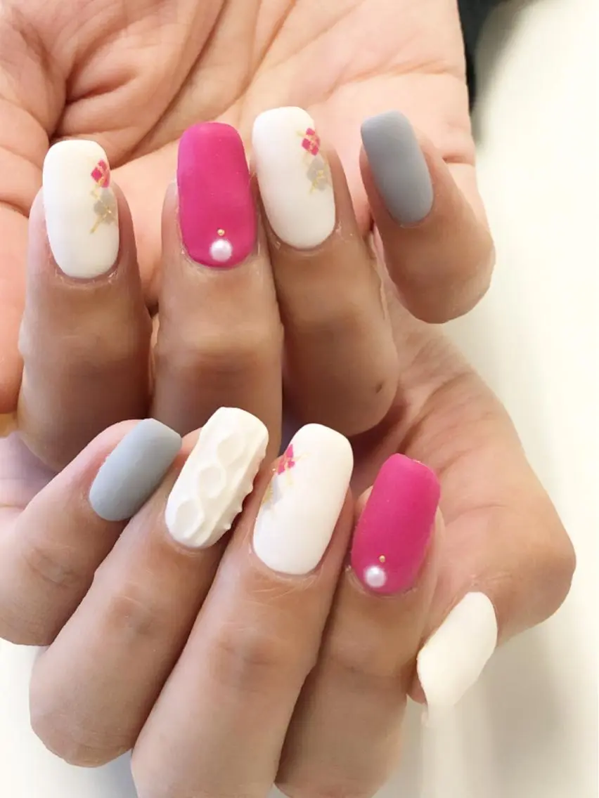 ネイル ジェルネイル KIREIE NAILSのネイルデザイン