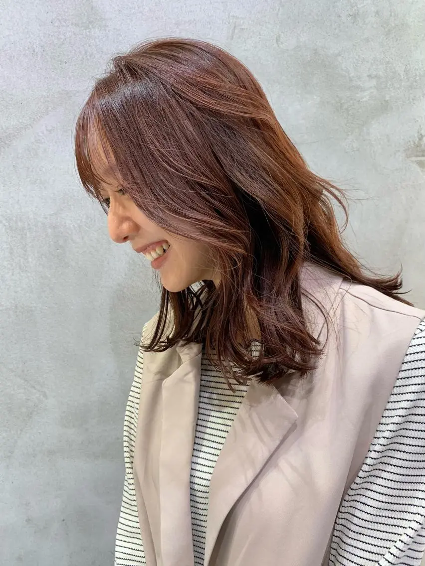 ミディアム カラー カット ヘアカラー ✨コテ巻き風パーマ ✨川合佑哉のヘアスタイル