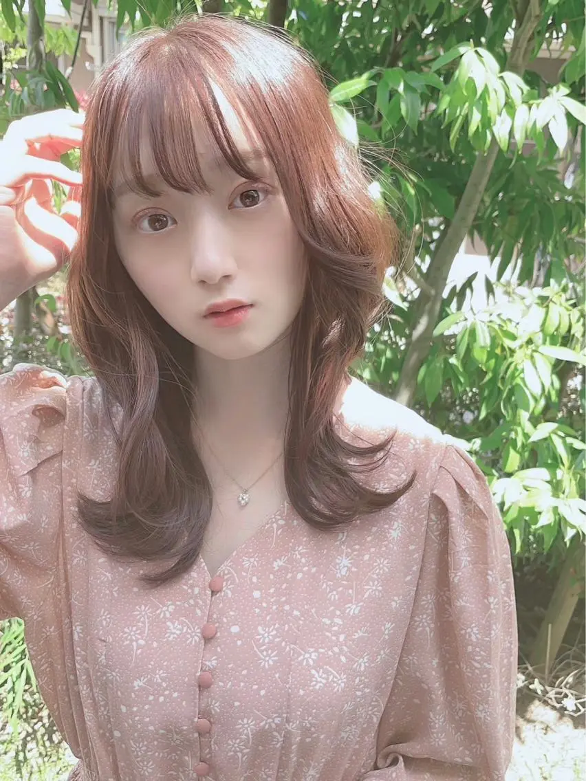 セミロング カラー パーマ ヘアアレンジ 【公式】amble luxe池袋東口🩷のヘアスタイル