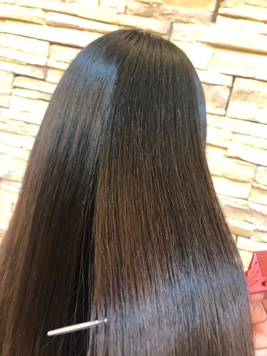 セミロング 福岡縮毛矯正✨️ ストレート 向井和輝のヘアスタイル