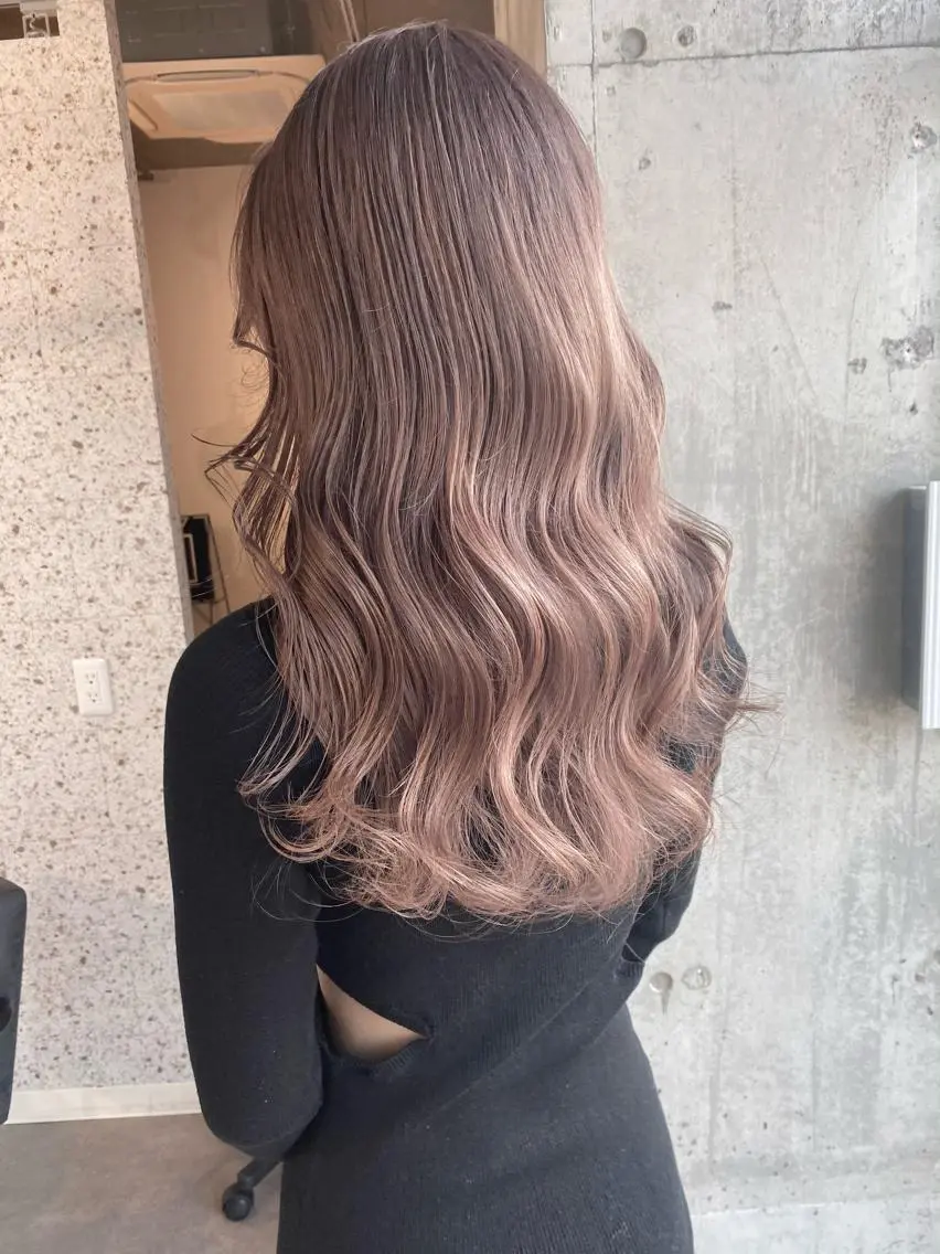 ロング カラー ヘアアレンジ カット ヘアカラー lani ブリーチ /ダブルカラーのヘアスタイル