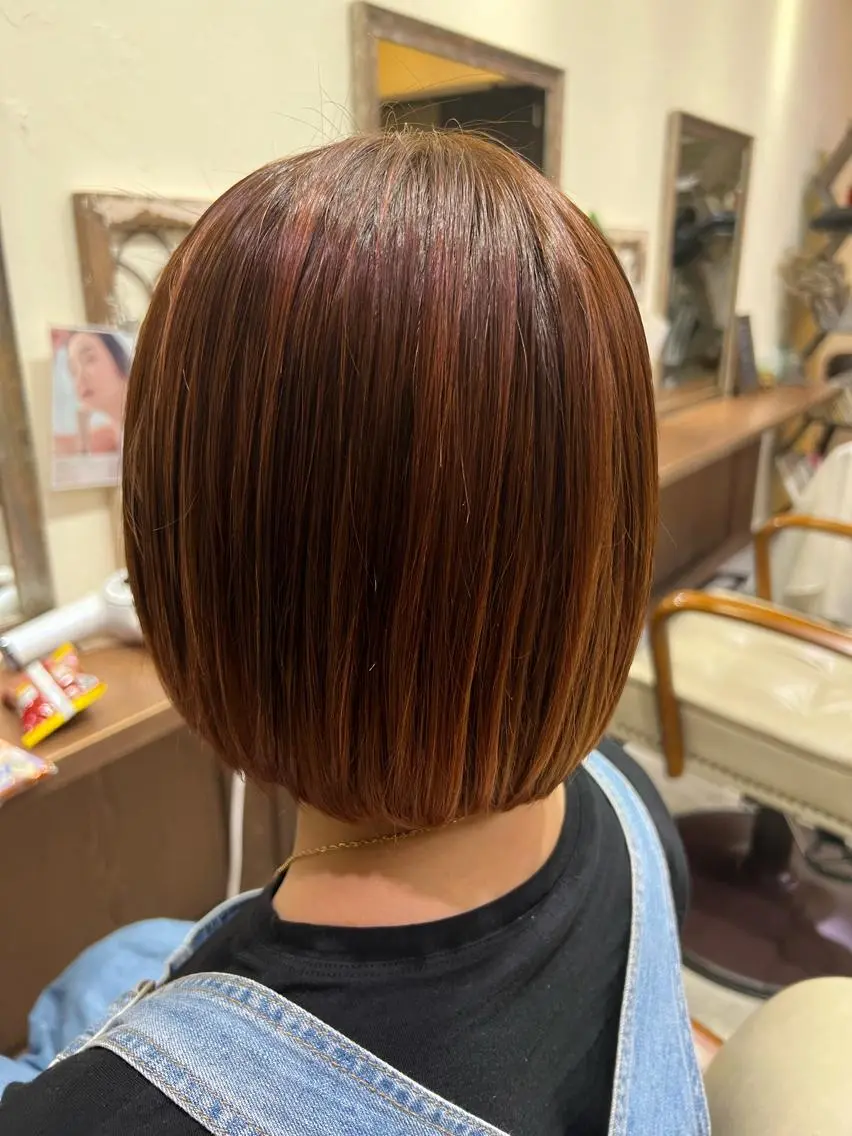 ミディアム ボブ 高橋 葵のヘアスタイル