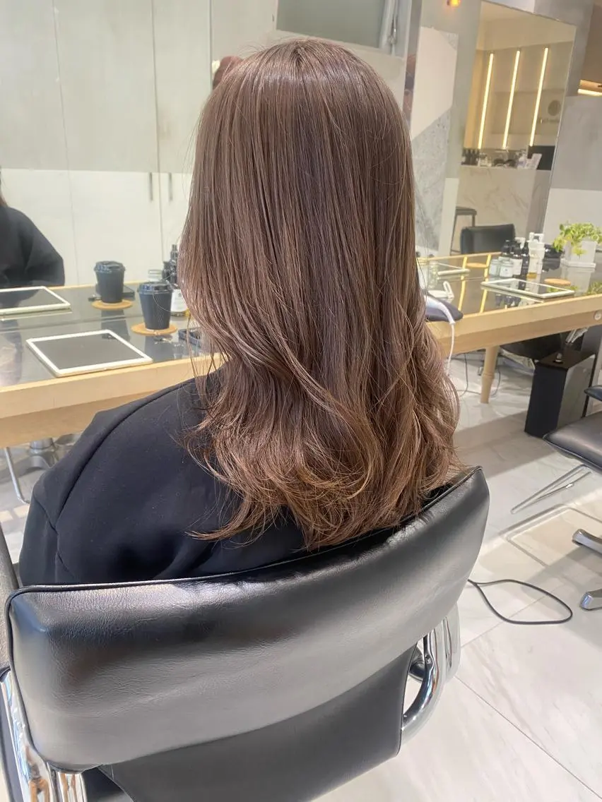 ロング ヘアカラー トリートメント ヘアセット 🎀韓国レイヤー 🇰🇷mireiのヘアスタイル