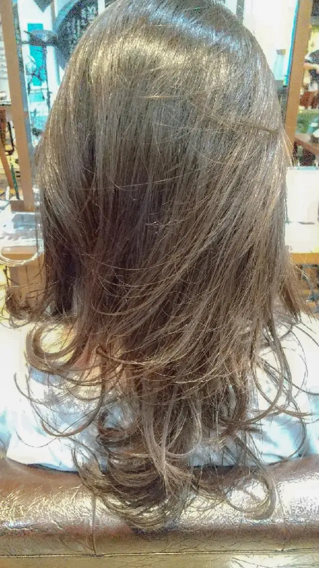 セミロング カット ヘアカラー ✂デザインカット🐟 高評価✂戸崎俊成✂のヘアスタイル