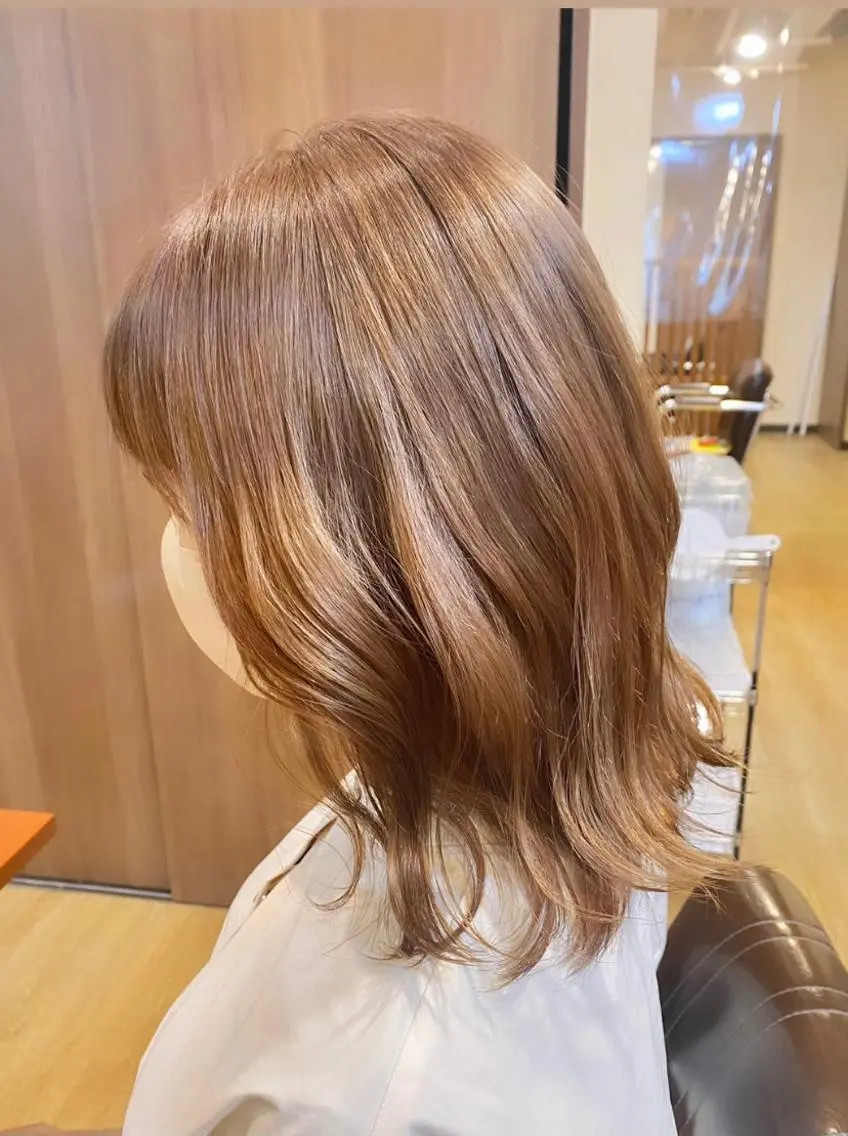 ミディアム カラー 女性目線でつくる ボブ縮毛矯正のヘアスタイル
