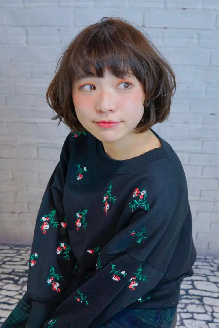 ショート カラー パーマ ストレートパーマ 髪質改善、エクステ 山口卓哉のヘアスタイル
