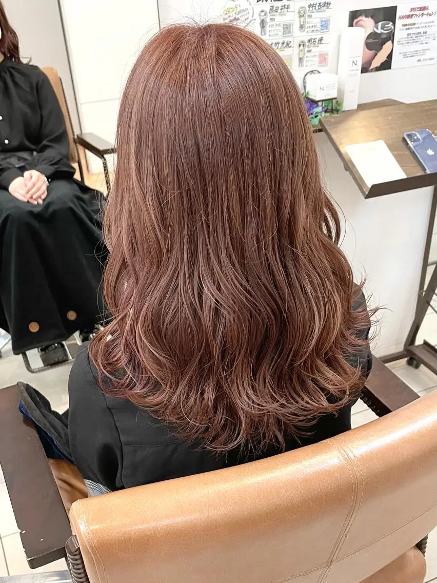 セミロング カット ヘアカラー 明石遼/ベージュ / ピンクのヘアスタイル