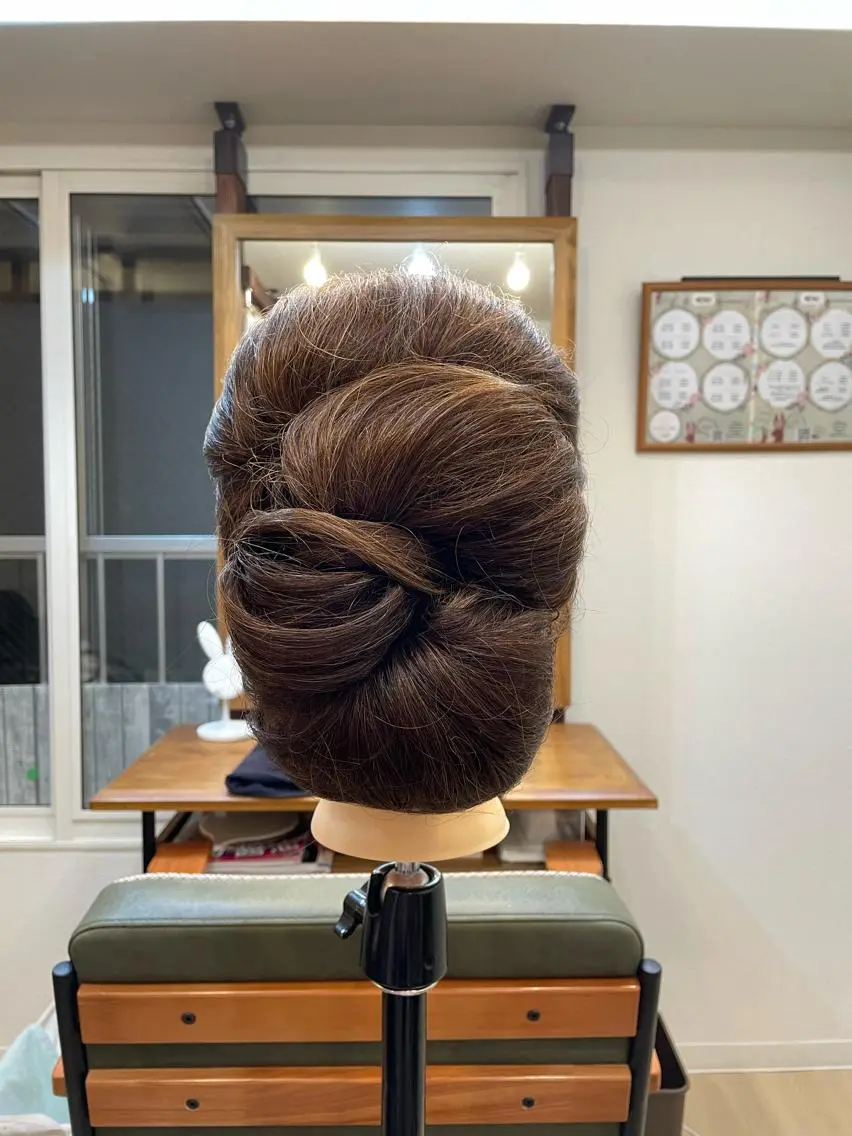 ヘアアレンジ HempBeauty 浅野アサミのヘアスタイル