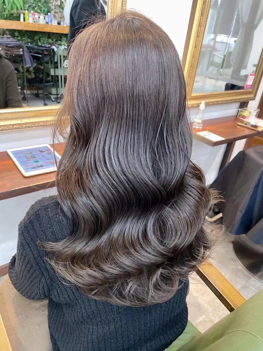 ロング カラー ショートボブ ボブ くびれヘア 顔周りカット ロング newi saLyu ネウィ サリューのヘアスタイル