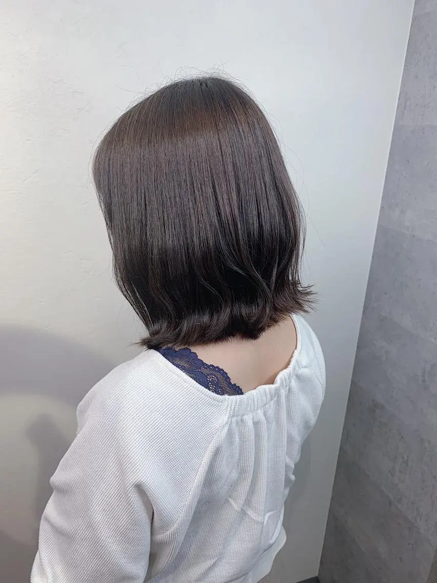ミディアム カラー アッシュ アッシュグレー _WHITE 天神店 YUMEKA🐻のヘアスタイル