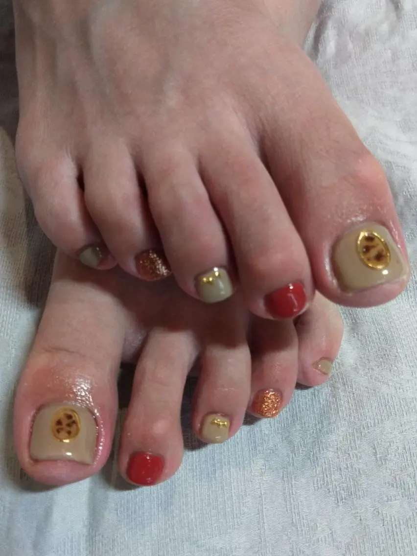 ネイル フットネイル シンプルネイル フットネイル lylynail YUUKAのネイルデザイン