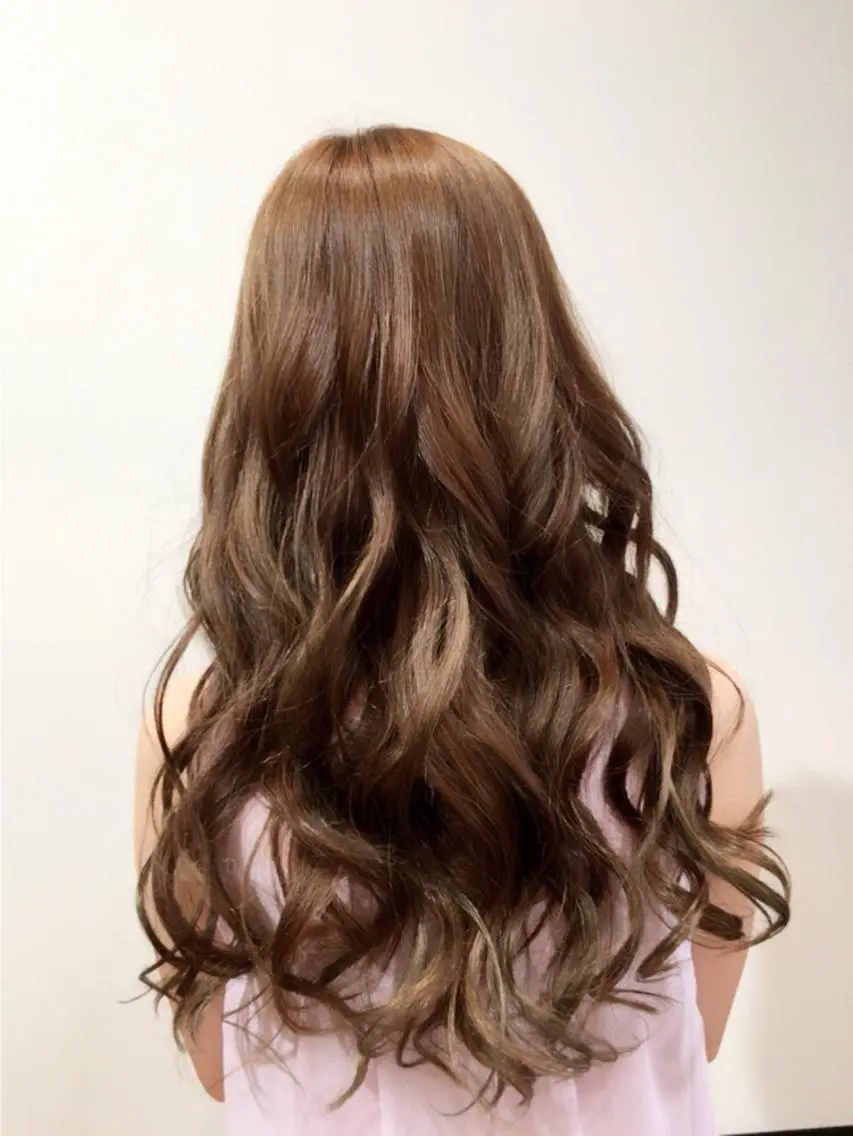 ロング カラー アディクシーカラー aroot 町田駅徒歩10秒のヘアスタイル