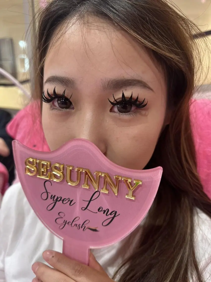 マツエク・マツパ マツエク SESUNNY セサニー MIUのマツエク・マツパデザイン