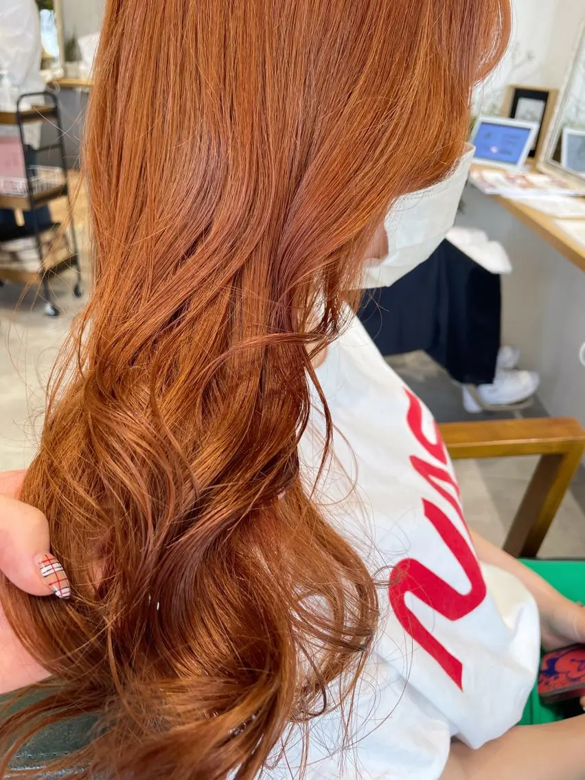 カラー オレンジ 三村 桜生のヘアスタイル