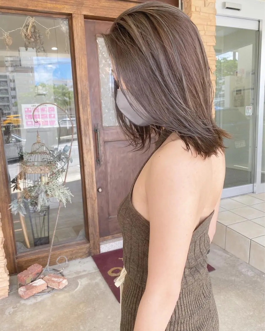 ミディアム カラー ハイライトカラー ハイライト カット ヘアカラー grand juteのヘアスタイル