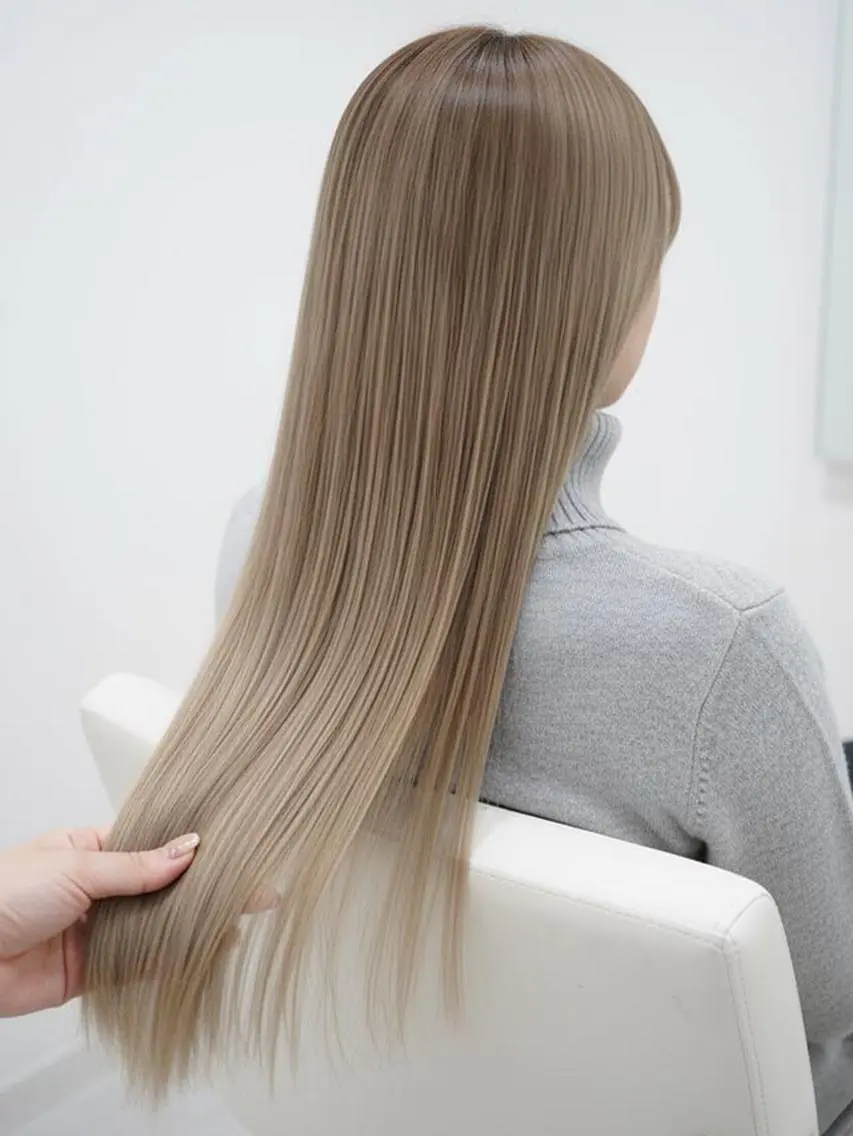 ロング 近江琉奈☆透明感カラ ー☆髪質改善☆のヘアスタイル