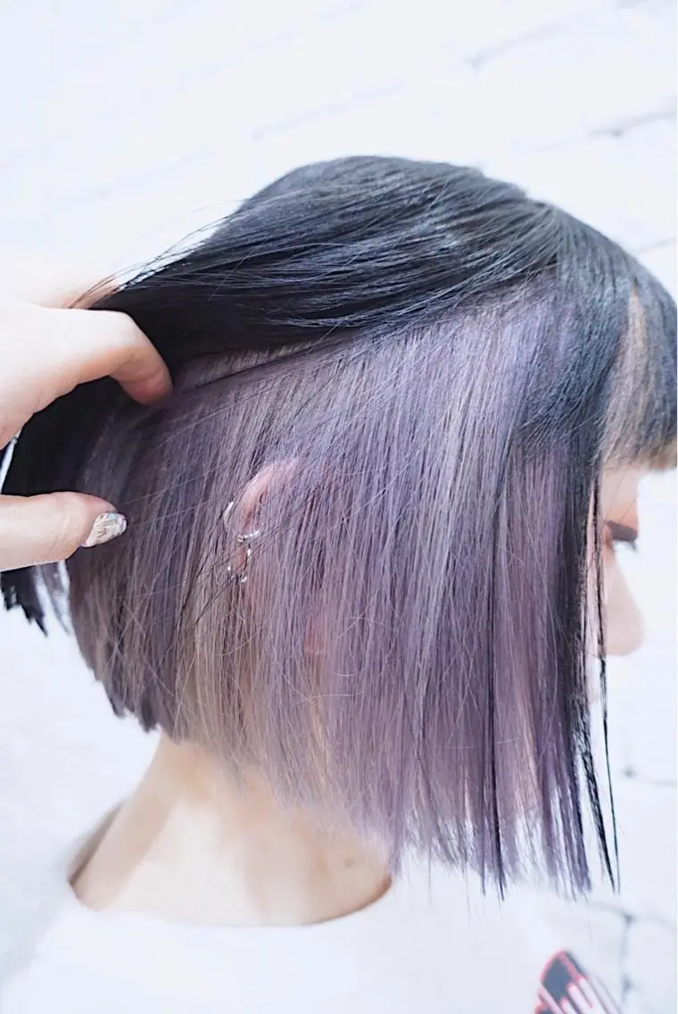 ミディアム カラー 黒髪 ブルーカラー ブルーブラック インナーカラー ラベンダーカラー 鍋田 和見のヘアスタイル