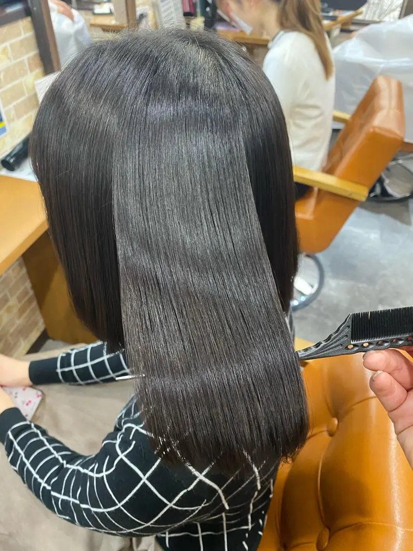 ミディアム 美髪ヘア 🤍erikaのヘアスタイル