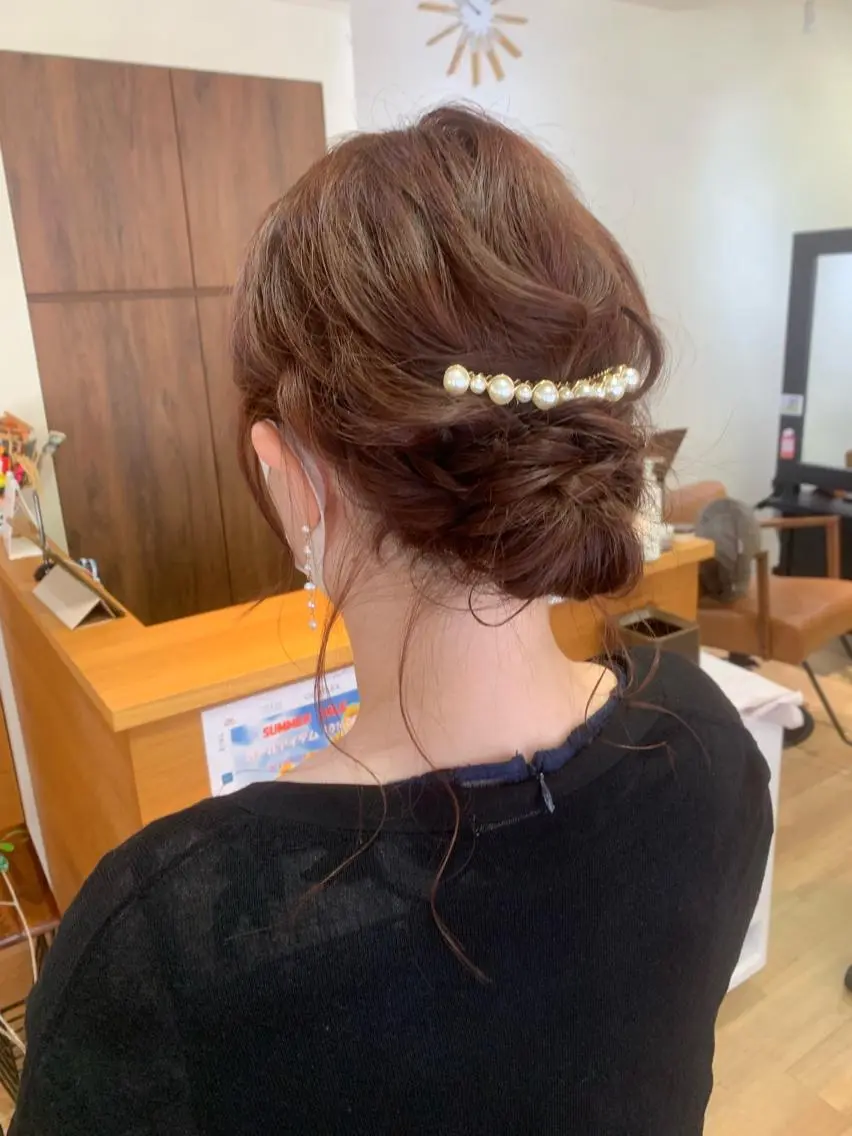 セミロング アトリエニューヨーク 三ノ輪店のヘアスタイル
