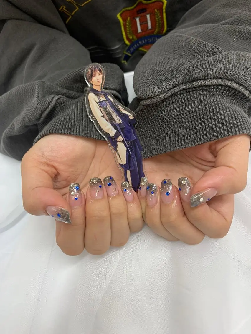 ネイル ハンドネイル フットネイル Nailsalon Fave/Rinaのネイルデザイン
